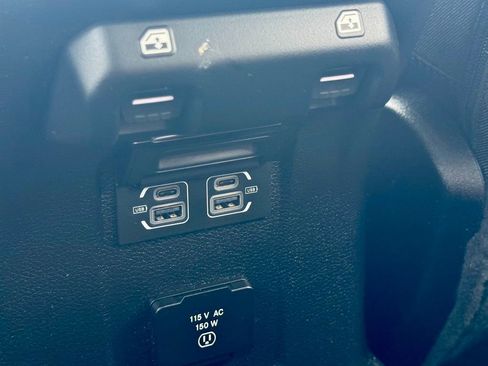 Used 2021 Jeep Wrangler Unlimited Sahara w/ Uconnect 4C Nav & Sound Group image 27