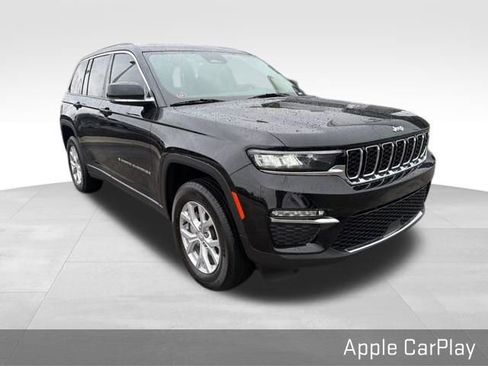 Used 2023 Jeep Grand Cherokee Limited AWD/4WD image 3