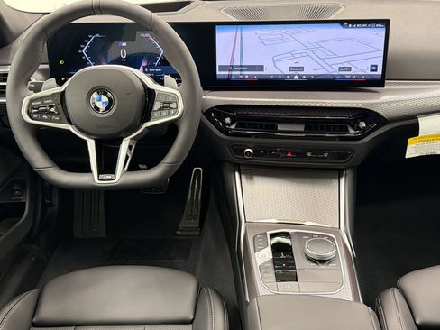 New 2026 BMW 330i xDrive Sedan w/ M Sport Package AWD/4WD image 22