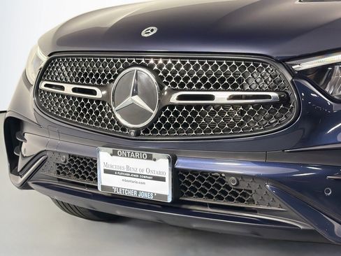 Used 2023 Mercedes-Benz GLC 300 4MATIC image 12
