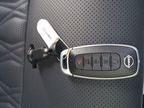 New 2026 Nissan Rogue Platinum w/ Platinum Premium Package image 30