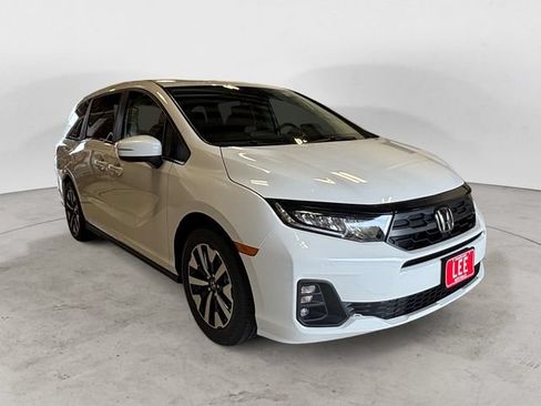 New 2026 Honda Odyssey EX-L image 8