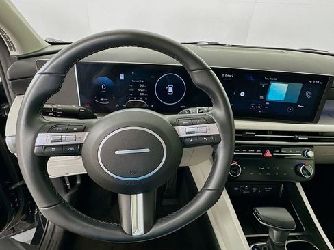 Used 2025 Hyundai Tucson SEL image 11