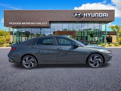 Certified 2025 Hyundai Elantra Sport image 2