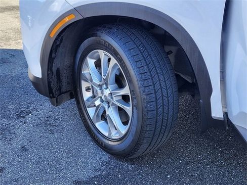 Used 2021 Hyundai Palisade SE image 32