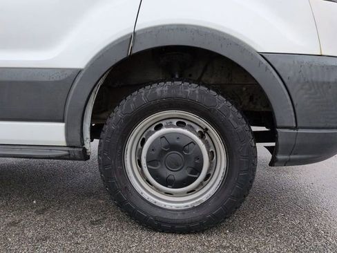 Used 2017 Ford Transit 250 130 Low Roof image 10