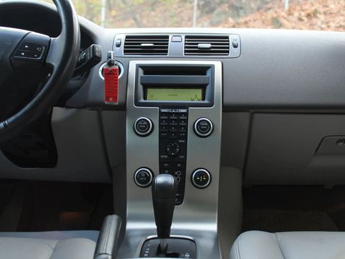 Used 2008 Volvo V50 T5 image 23