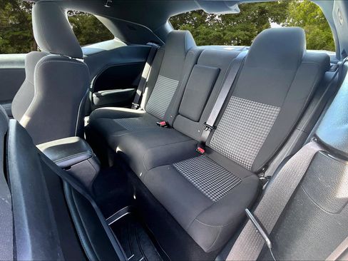 Used 2022 Dodge Challenger R/T w/ Shaker Package image 23