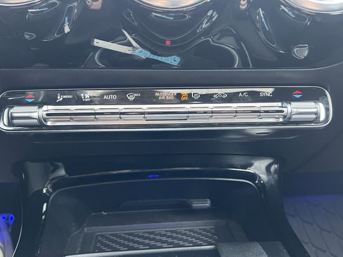 Used 2025 Mercedes-Benz CLA 250 image 29