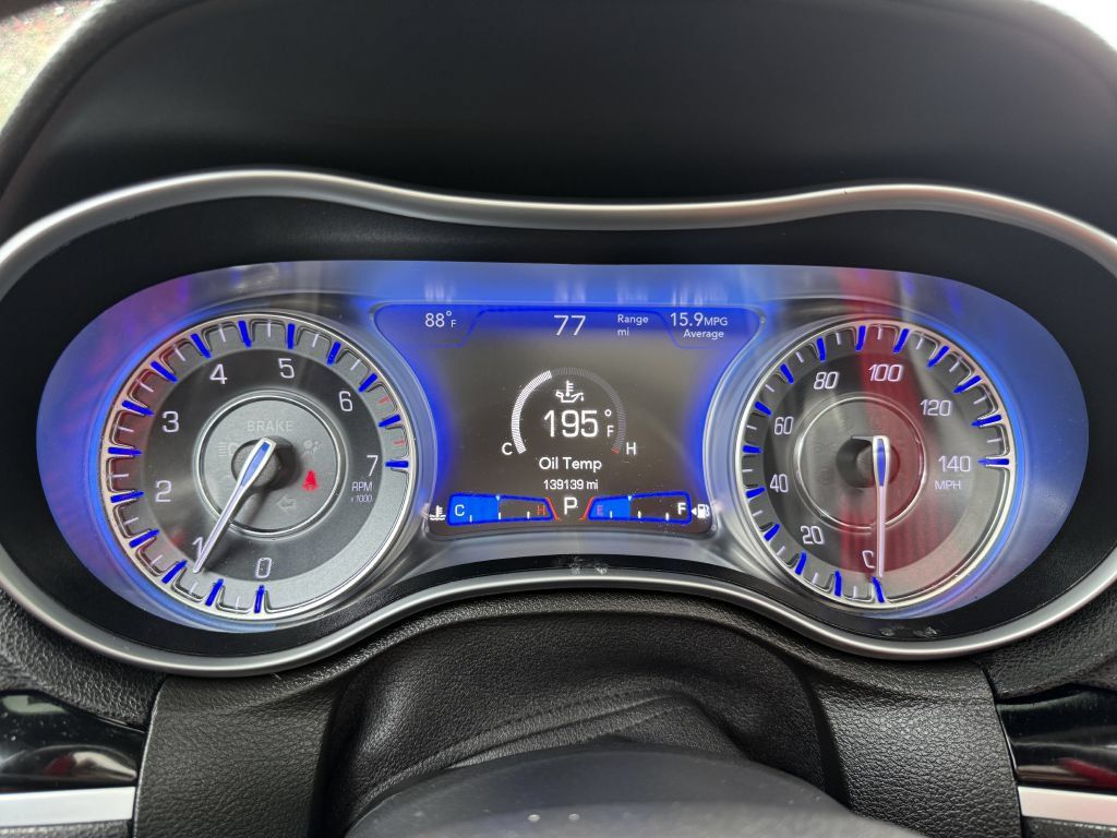 Used 2022 Chrysler 300 S RWD image 12