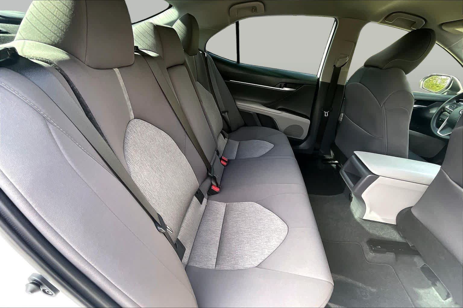 Used 2023 Toyota Camry LE FWD image 19
