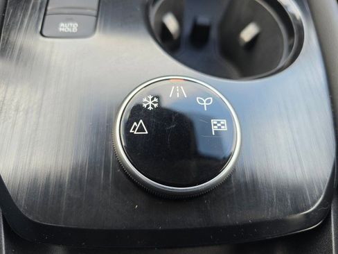 Used 2023 Nissan Rogue SL w/ SL Premium Package image 40