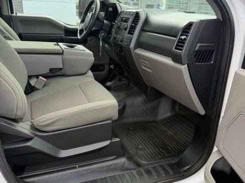 Used 2019 Ford F450 XL w/ Power Equipment Group image 24