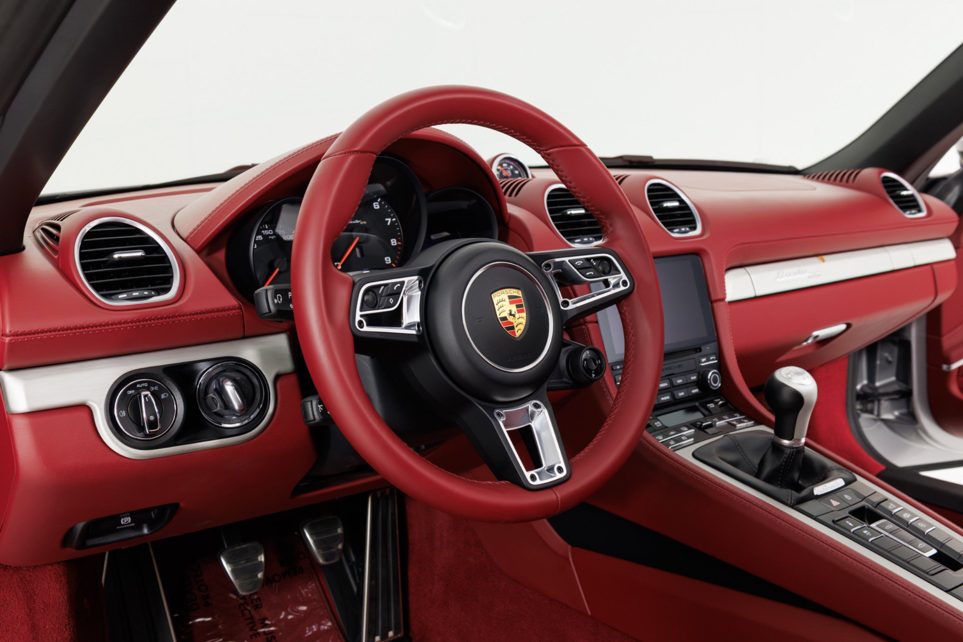 Used 2021 Porsche 718 Boxster RWD image 19