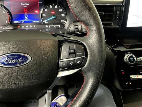 Used 2023 Ford Explorer ST-Line AWD/4WD image 22