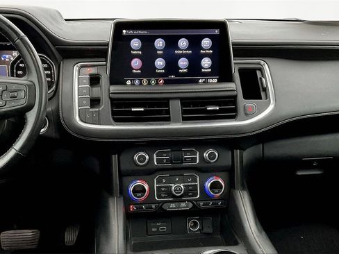 Used 2021 GMC Yukon XL AT4 w/ AT4 Premium Package image 11