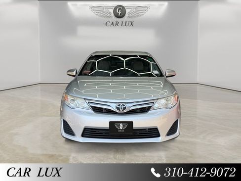 Used 2012 Toyota Camry LE FWD image 8