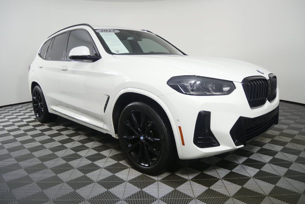 Certified 2023 BMW X3 xDrive30i w/ M Sport Package AWD/4WD image 2