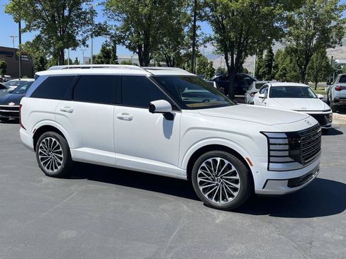 Certified 2026 Hyundai Palisade Calligraphy AWD/4WD image 5