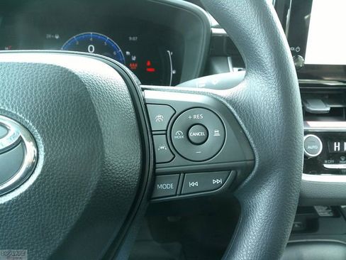 New 2026 Toyota Corolla LE image 11