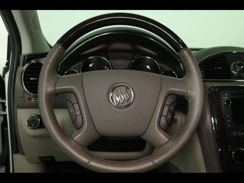 Used 2017 Buick Enclave Convenience FWD image 18