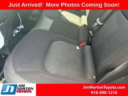 Used 2016 Jeep Renegade Trailhawk AWD/4WD image 9