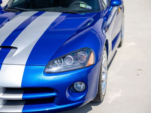 Used 2006 Dodge Viper SRT-10 RWD image 11