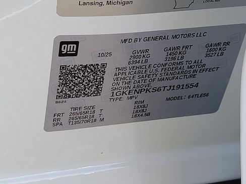 New 2026 GMC Acadia AT4 w/ Luxury Package AWD/4WD image 12