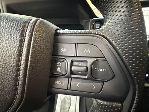 Used 2026 Toyota Tacoma SR w/ SR Upgrade Package AWD/4WD image 22