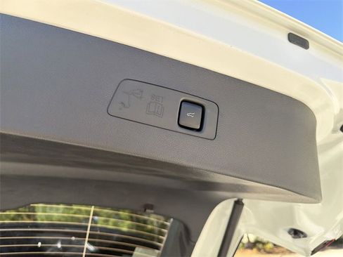 New 2026 Lincoln Corsair Reserve image 26