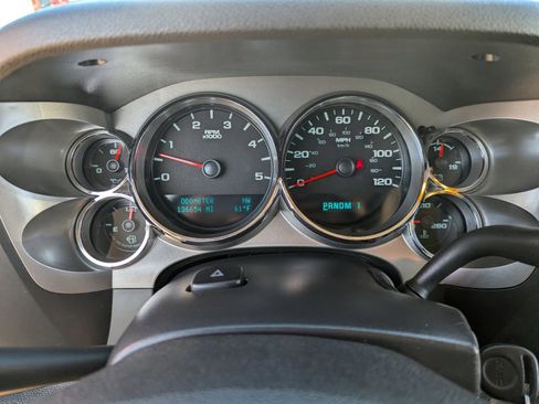 Used 2012 GMC Sierra 2500 SLE w/ SLE Preferred Package image 33