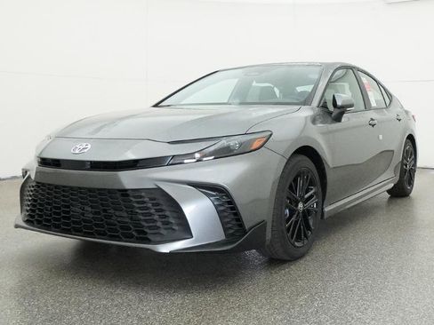 New 2026 Toyota Camry SE image 15