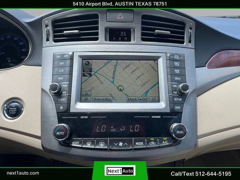 Used 2011 Toyota Avalon Limited FWD image 23