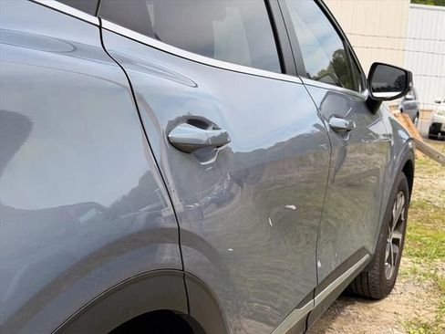 Used 2023 Kia Sportage EX AWD/4WD image 17