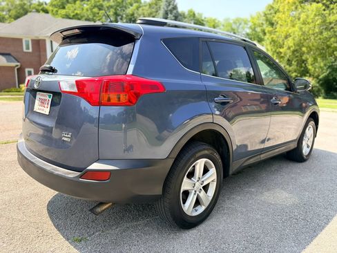 Used 2013 Toyota RAV4 XLE AWD/4WD image 5
