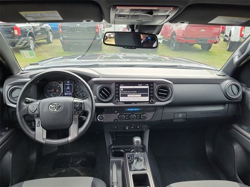 Used 2023 Toyota Tacoma TRD Off-Road image 25