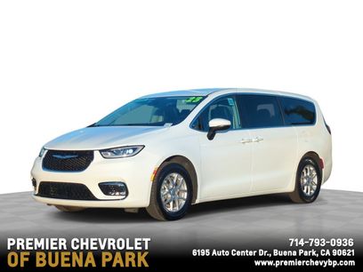 Used 2023 Chrysler Pacifica Touring-L