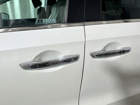 Used 2018 Honda Odyssey Touring image 15