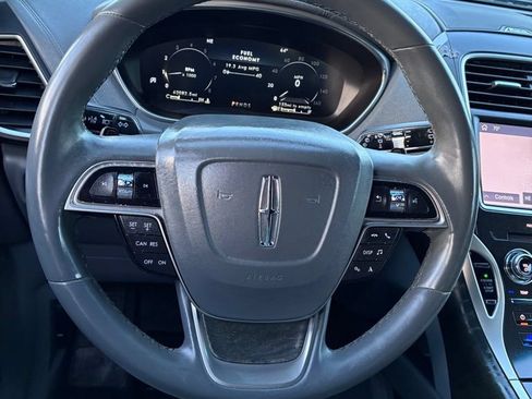 Used 2020 Lincoln Nautilus Reserve w/ Cargo Utility Package AWD/4WD image 27