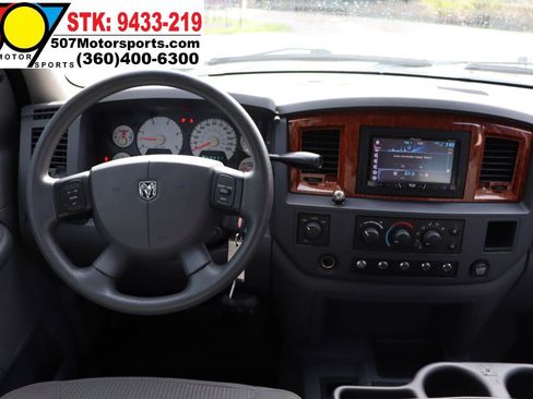Used 2006 Dodge Ram 2500 Truck SLT w/ Light Group AWD/4WD image 17