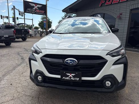 Used 2025 Subaru Outback Premium AWD/4WD image 9