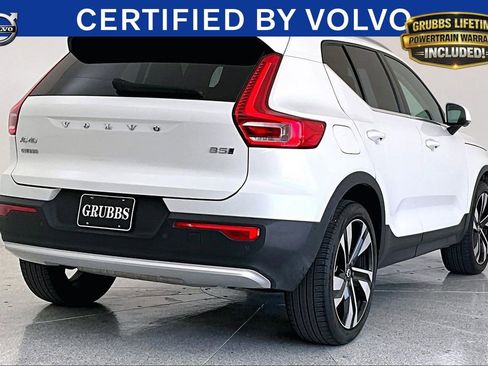 Certified 2024 Volvo XC40 B5 Ultimate w/ Protection Package Premier AWD/4WD image 2
