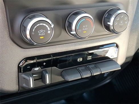 Used 2023 RAM 3500 Tradesman w/ Chrome Appearance Group image 11