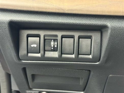 Used 2023 Subaru Legacy Limited image 24