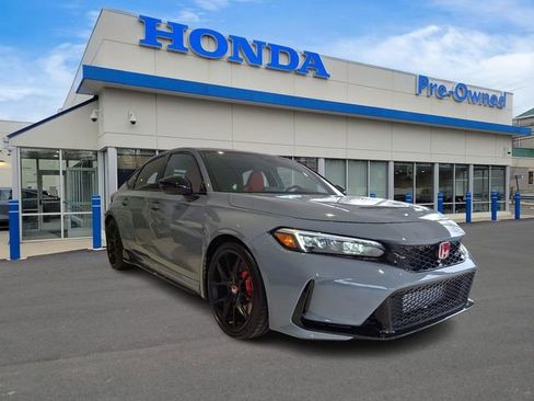 Used 2025 Honda Civic Type R image 4