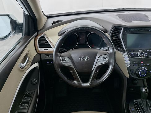 Used 2015 Hyundai Santa Fe GLS w/ Option Group 03 FWD image 17