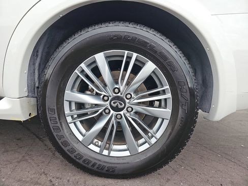 Used 2022 INFINITI QX80 Luxe w/ All-Season Package AWD/4WD image 36