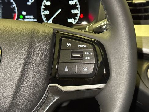 Certified 2026 Honda Odyssey EX-L image 32