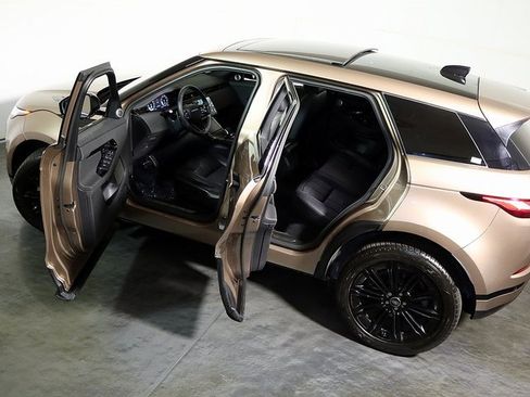 Used 2024 Land Rover Range Rover Evoque Dynamic SE image 5