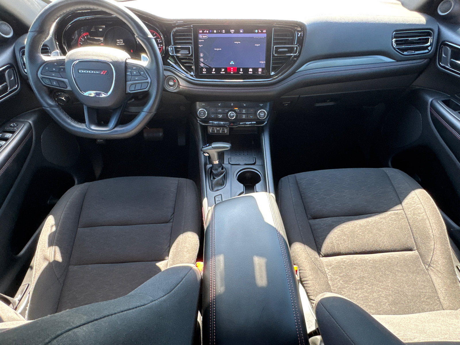 Certified 2025 Dodge Durango R/T w/ Blacktop Package AWD/4WD image 27